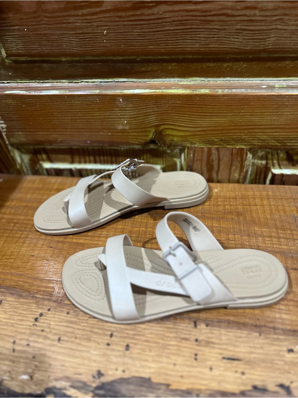 CROCS Women’s Beige Sandals - Picture 8 of 9
